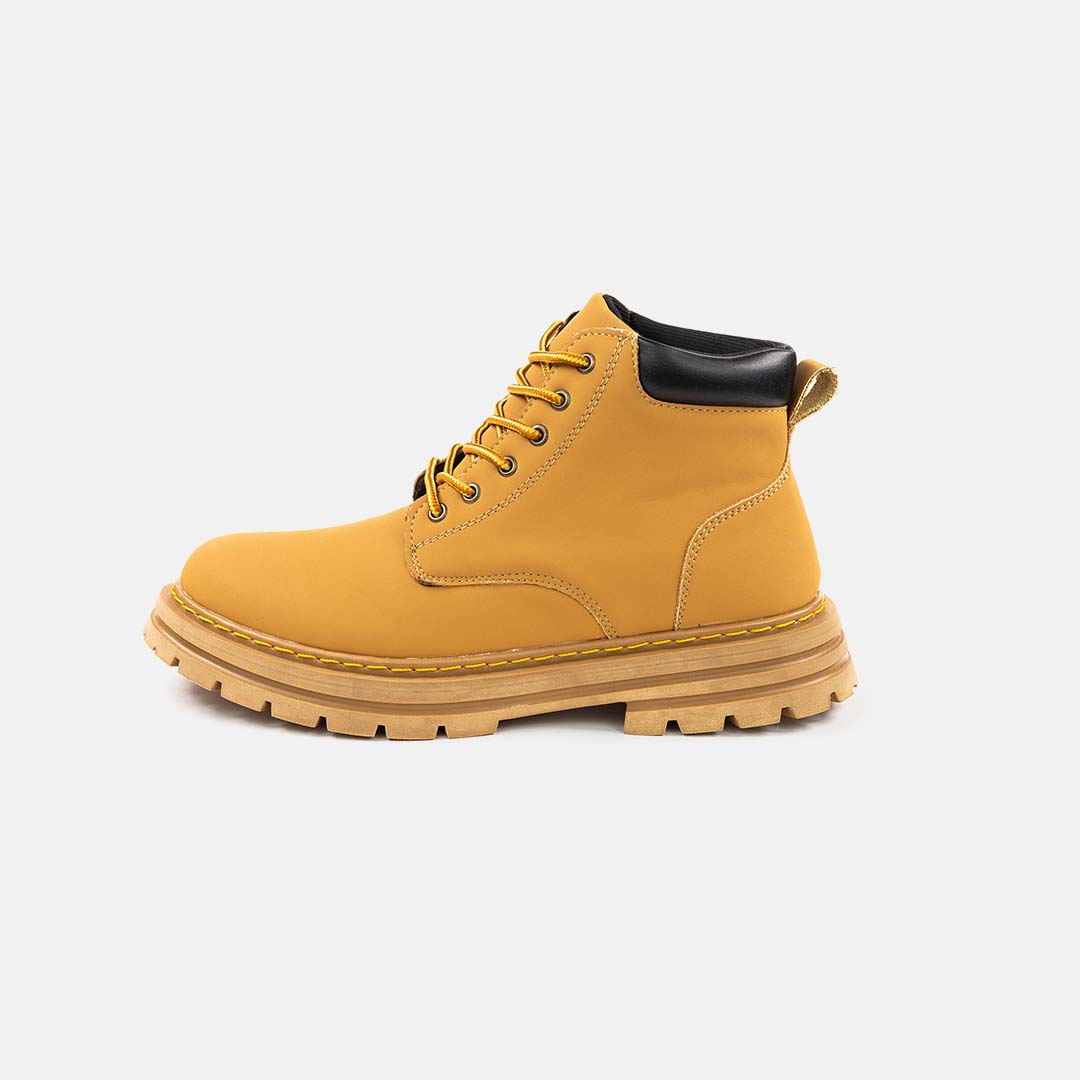 Męskie buty podwyższające z niewidocznym podniesieniem i skandynawskim designem