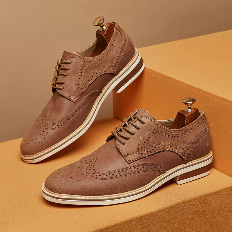 Męskie buty sznurowane z wzorem wingtip i perforacjami brogue