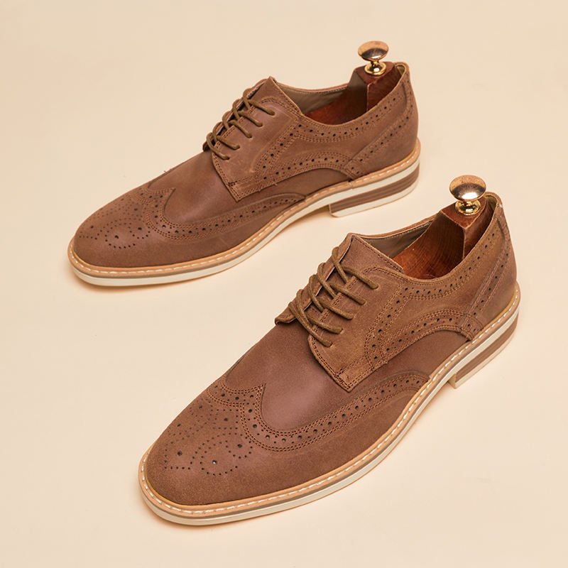 Męskie buty sznurowane z wzorem wingtip i perforacjami brogue