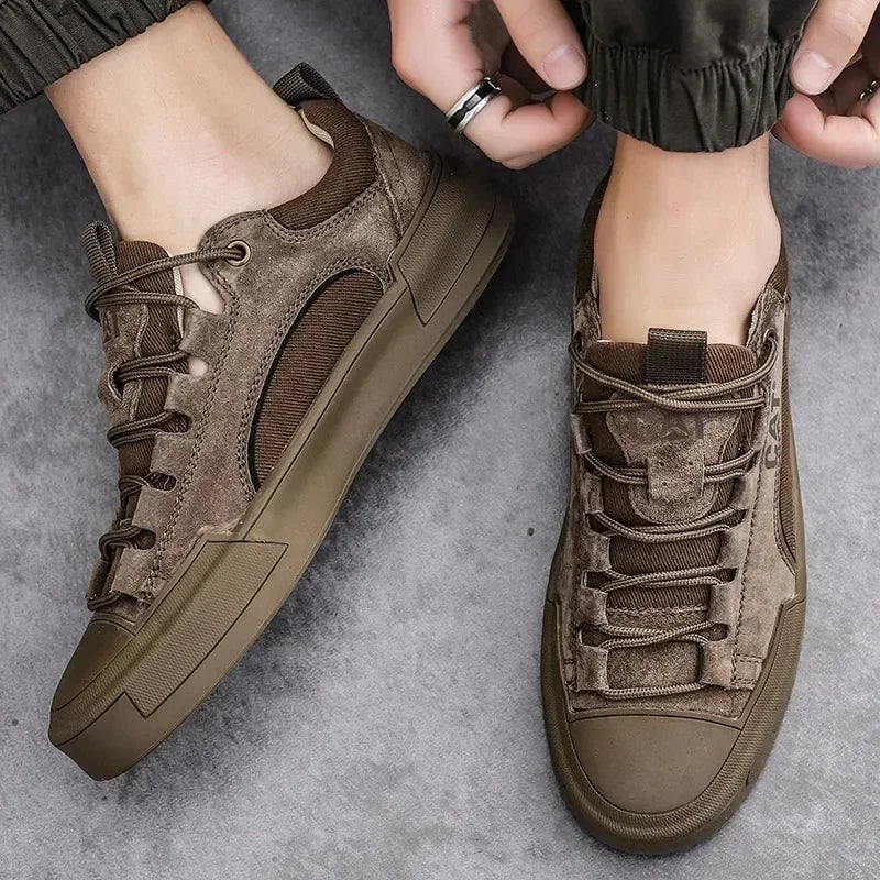 Męskie sneakersy z oddychającymi wstawkami i wytrzymałą podeszwą