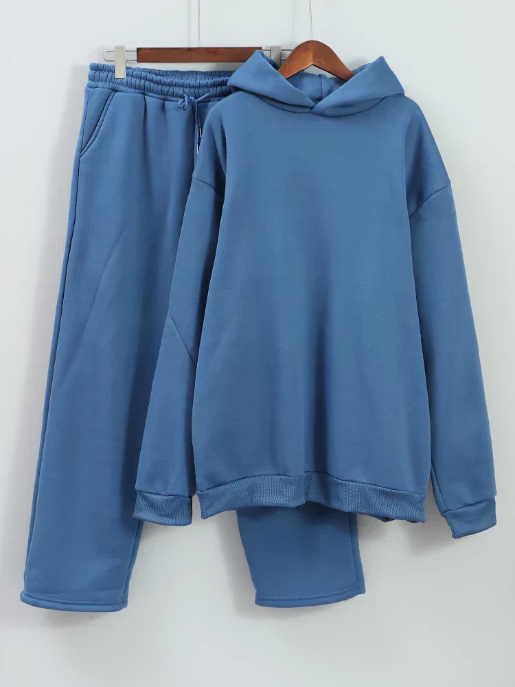 Męski Jesienny Zestaw z Oversize’ową Bluzy z Kapturem i Joggerami z Elastycznym Pasem