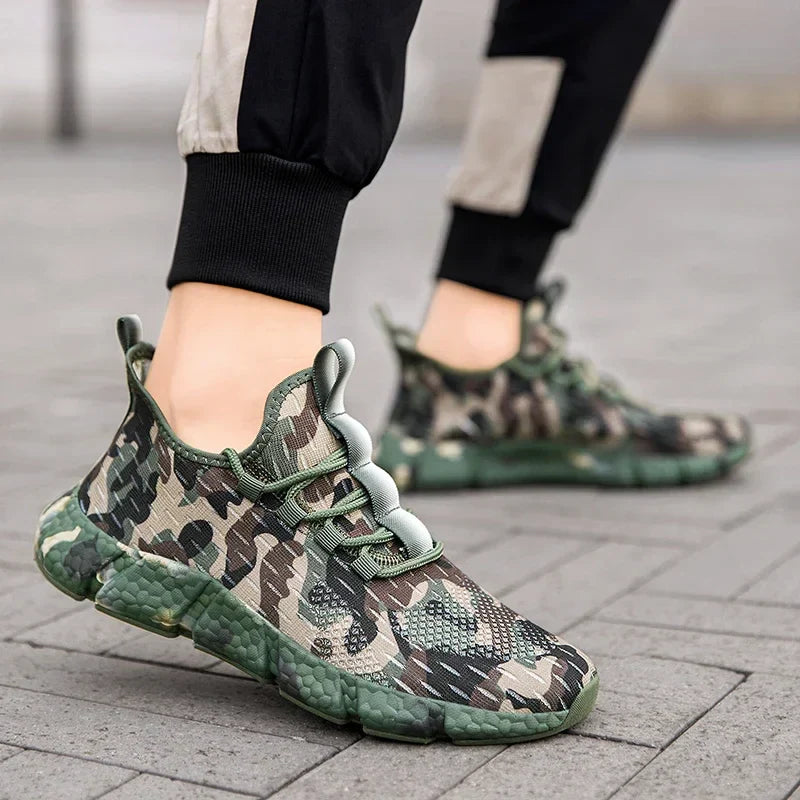 Męskie Sneakersy z Oddychającą Siateczką, Wzorem Moro i Grubą Podeszwą