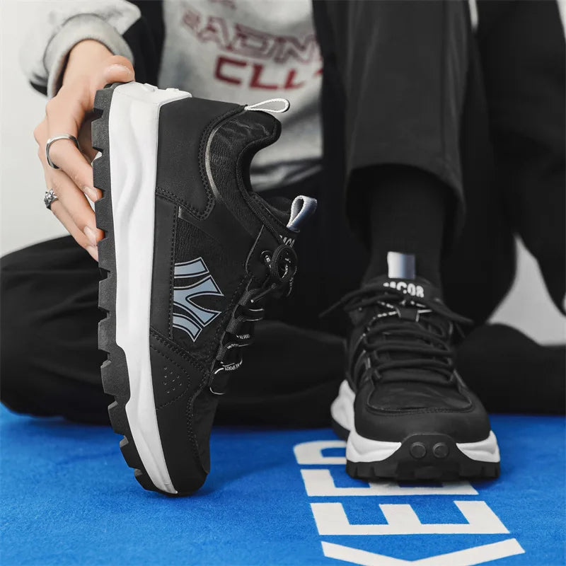 Męskie sneakersy z amortyzowaną wkładką i trwałą podeszwą zewnętrzną