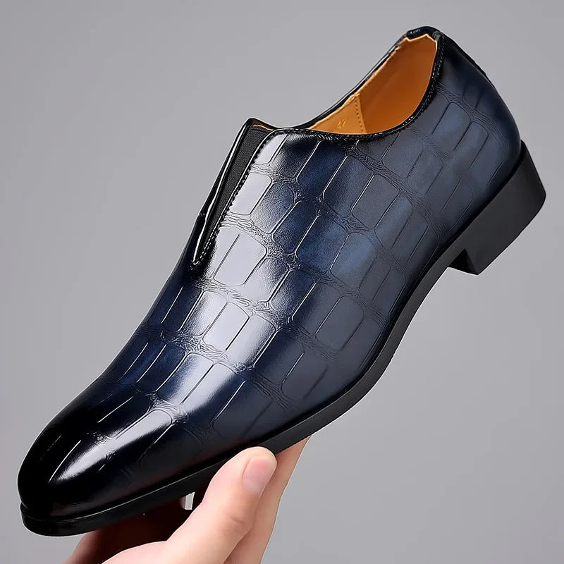 Męskie loafersy o gładkim designie z wyściełaną wkładką