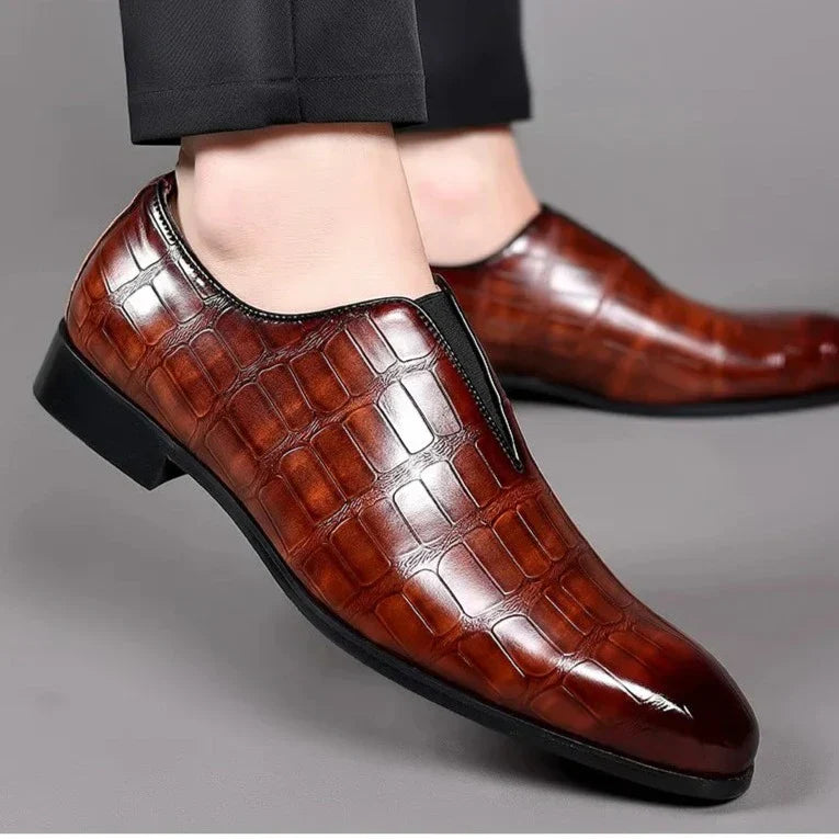 Męskie loafersy o gładkim designie z wyściełaną wkładką