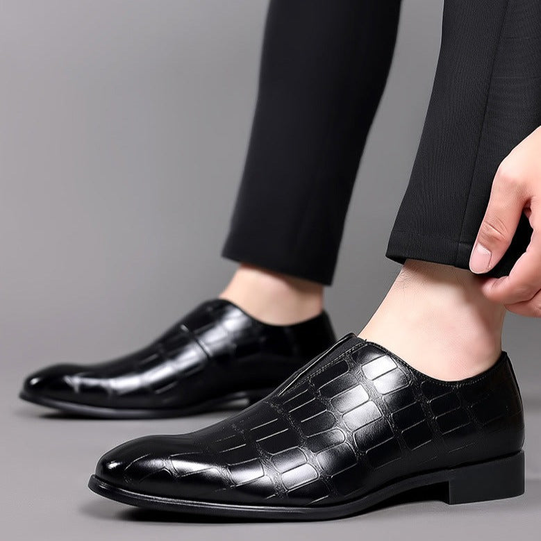 Męskie loafersy o gładkim designie z wyściełaną wkładką