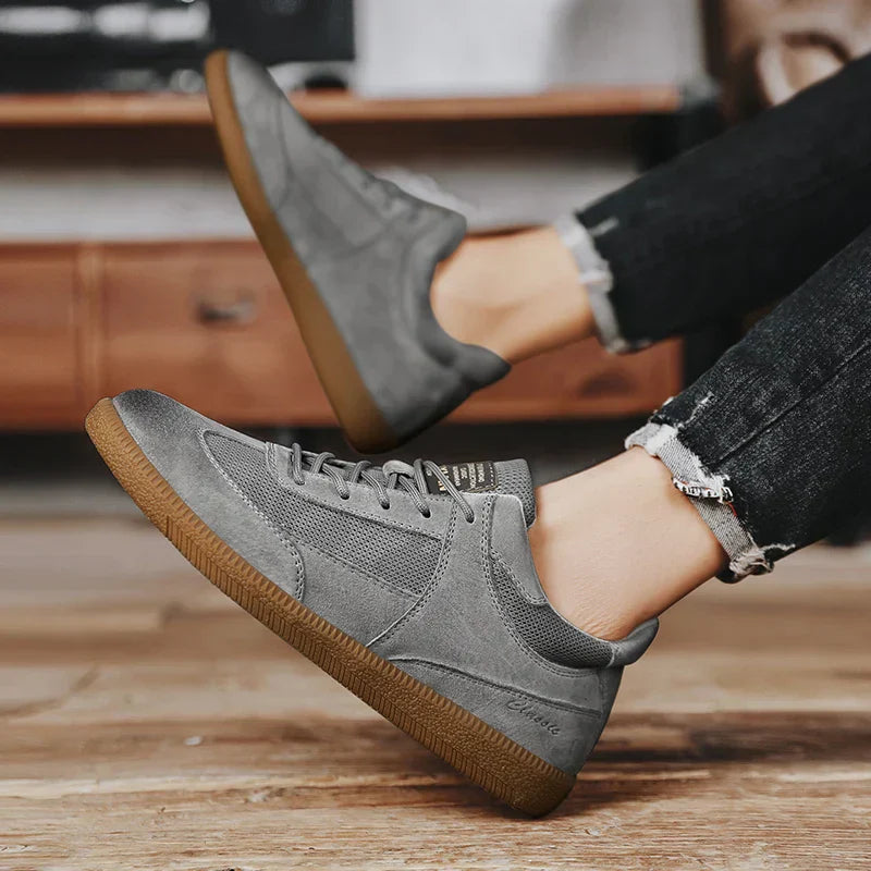 Męskie sneakersy z antypoślizgową podeszwą i ozdobnym przeszyciem