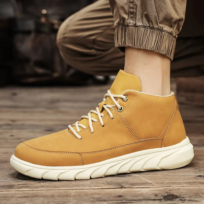 Męskie sneakersy typu high-top z wyściełaną wkładką i antypoślizgową podeszwą