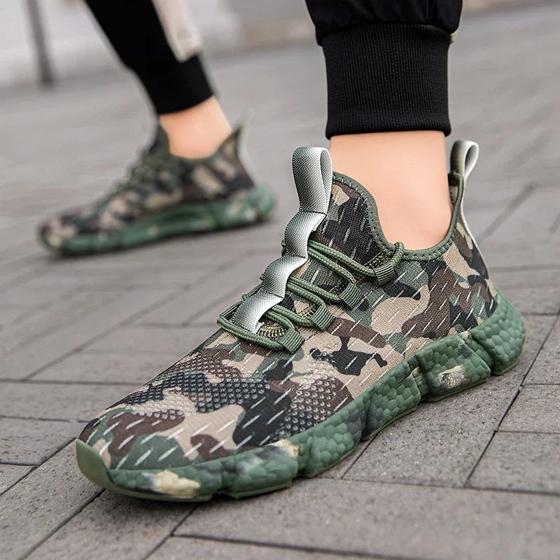 Męskie Sneakersy z Oddychającą Siateczką, Wzorem Moro i Grubą Podeszwą