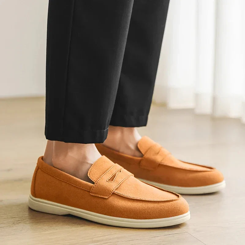 Męskie Loafersy Zamszowe z Ręcznym Szyciem i Wyściełaną Wkładką