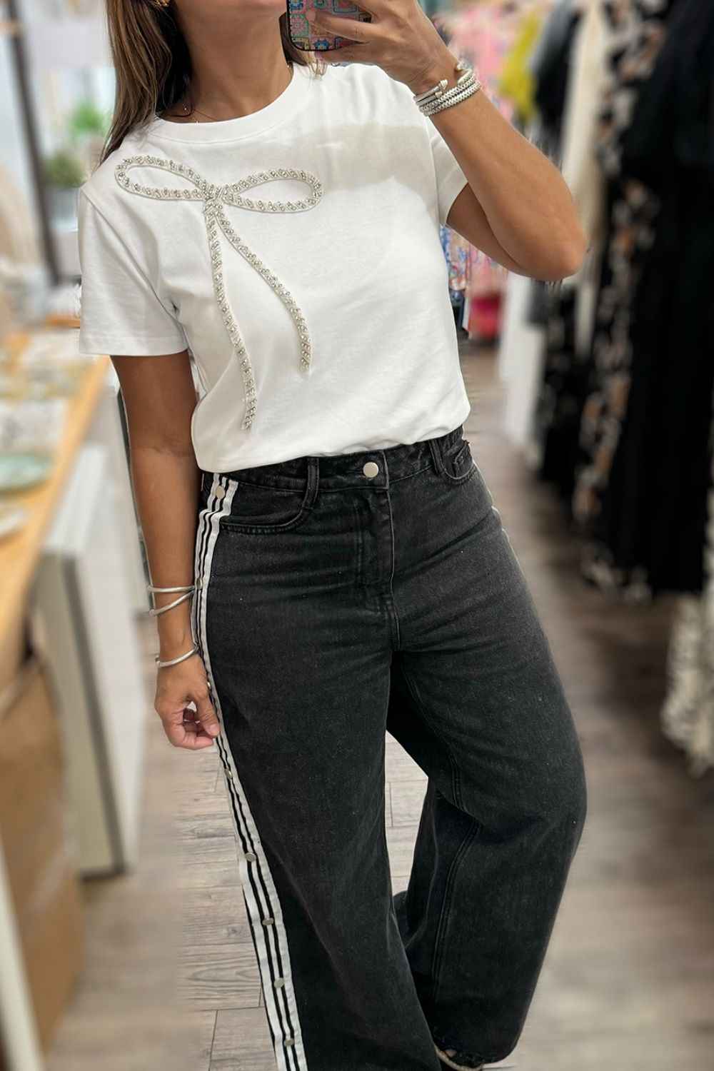 Damska Koszulka z Krótkim Rękawem i Kokardką z Cyrkoniami